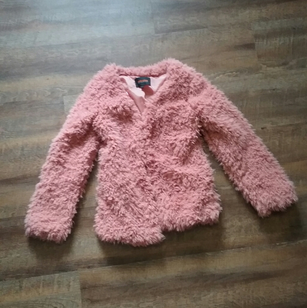 Super soft Salmon Pink Faux Fur Jacket Ambiance L